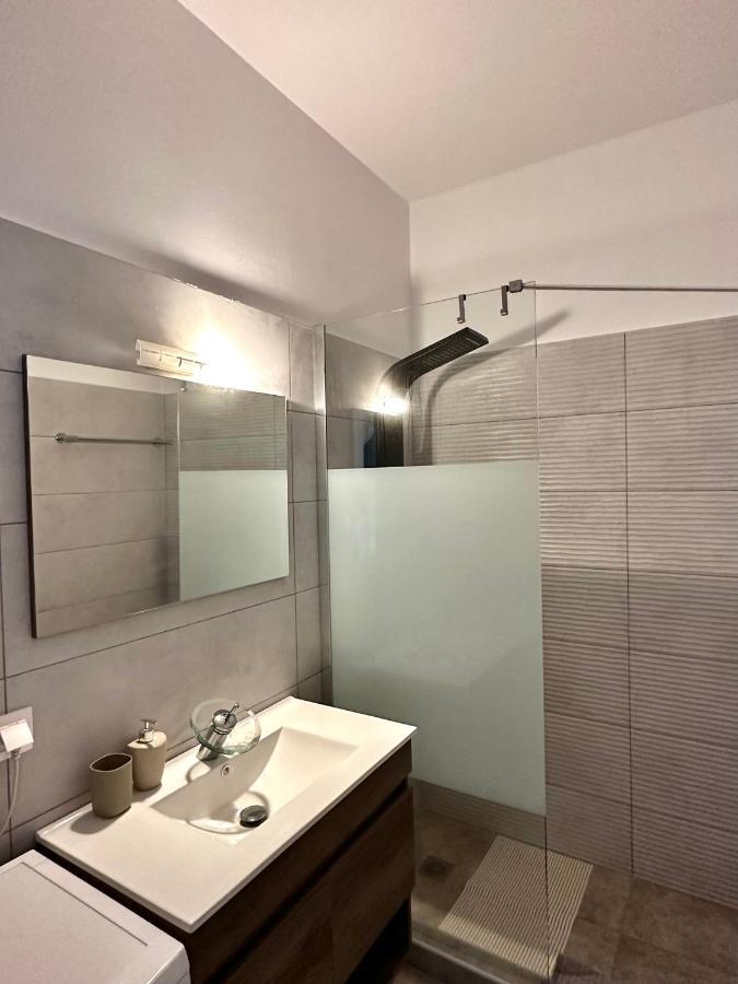 Dafni 1 Apartment Athens
